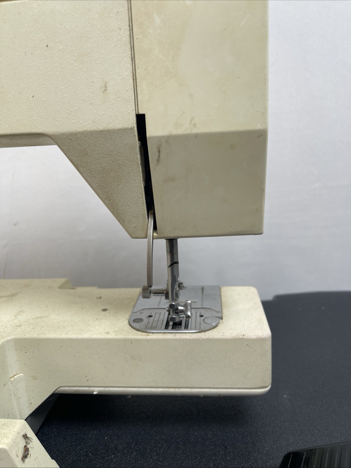 vtg Singer Style-Mate SM-14C Electronic Control Sewing Machine w/ Pedal Tested