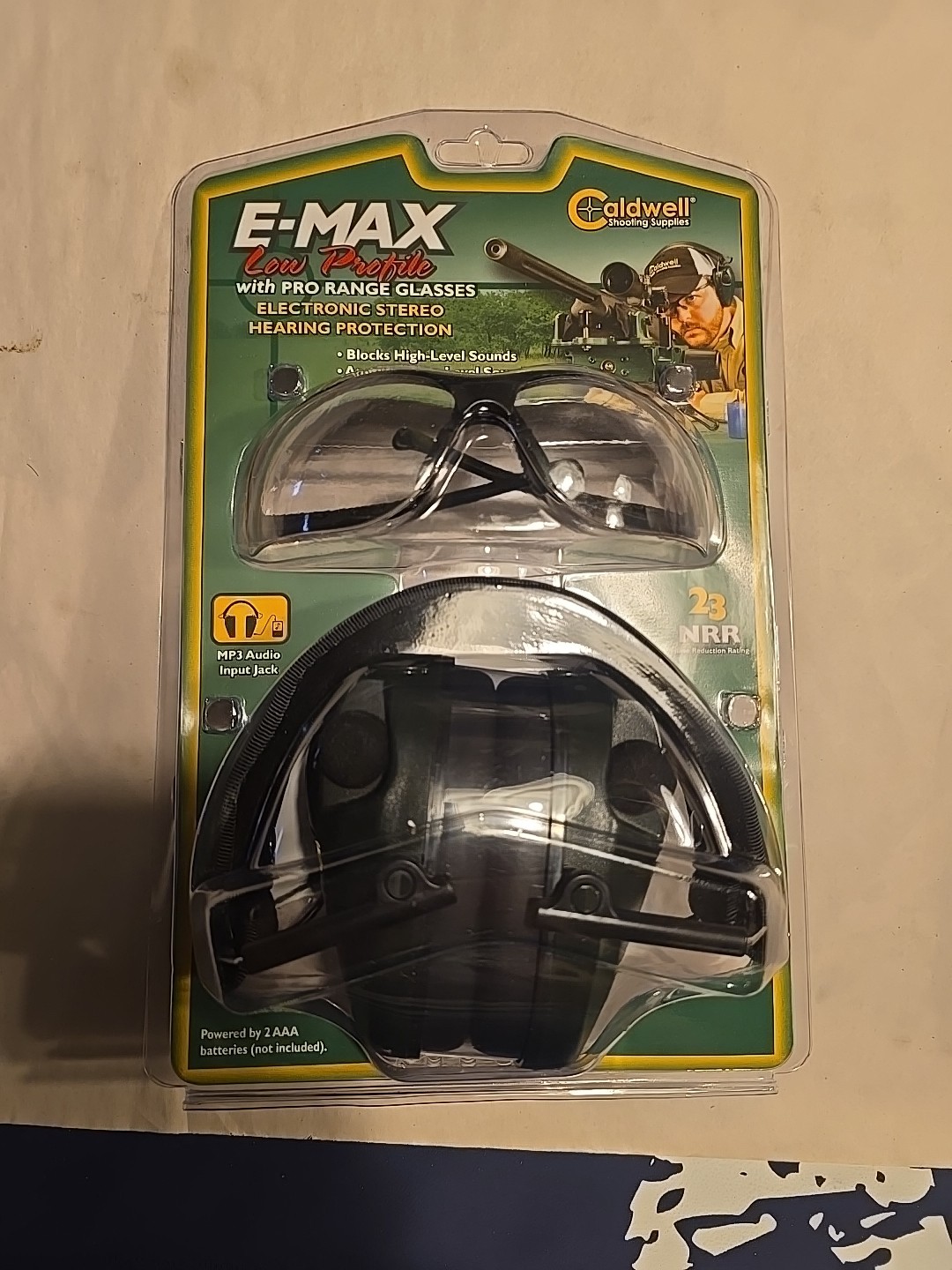 Caldwell E-Max Lo Pro Elec Muff w/Shooting Glass electronic