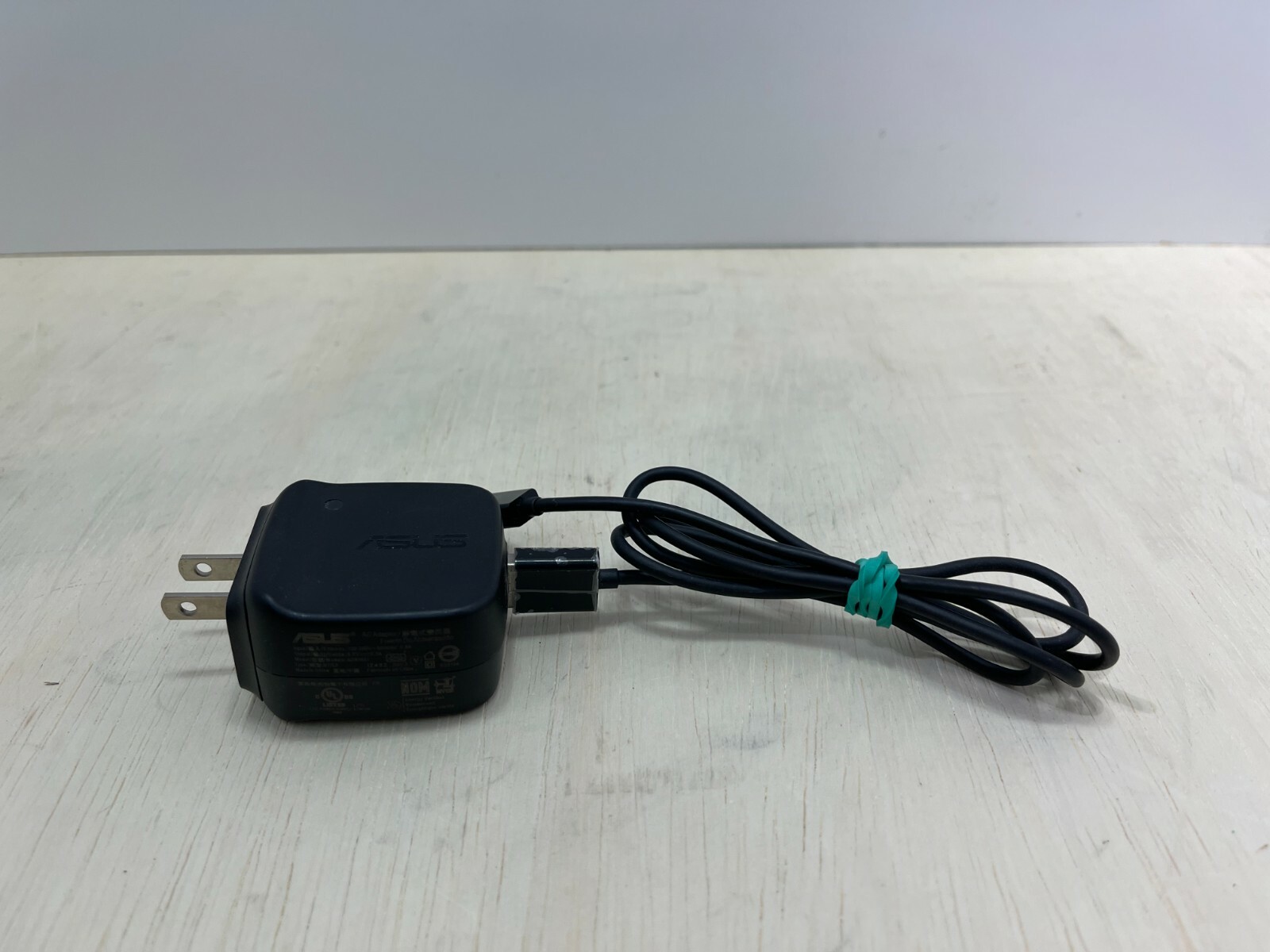 GENUINE ASUS AC ADAPTER AD83531 WITH MICRO USB CABLE FOR GOOGLE NEXUS 7 & OTHERS