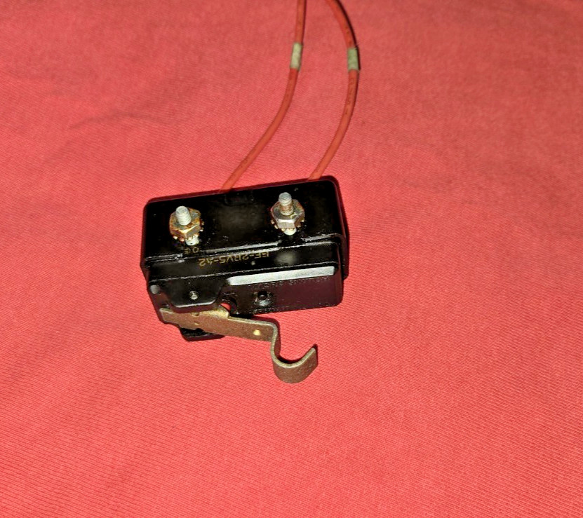Vulcan Hart Microswitch, Part#: 00-411496-000F7, used, Nice condition