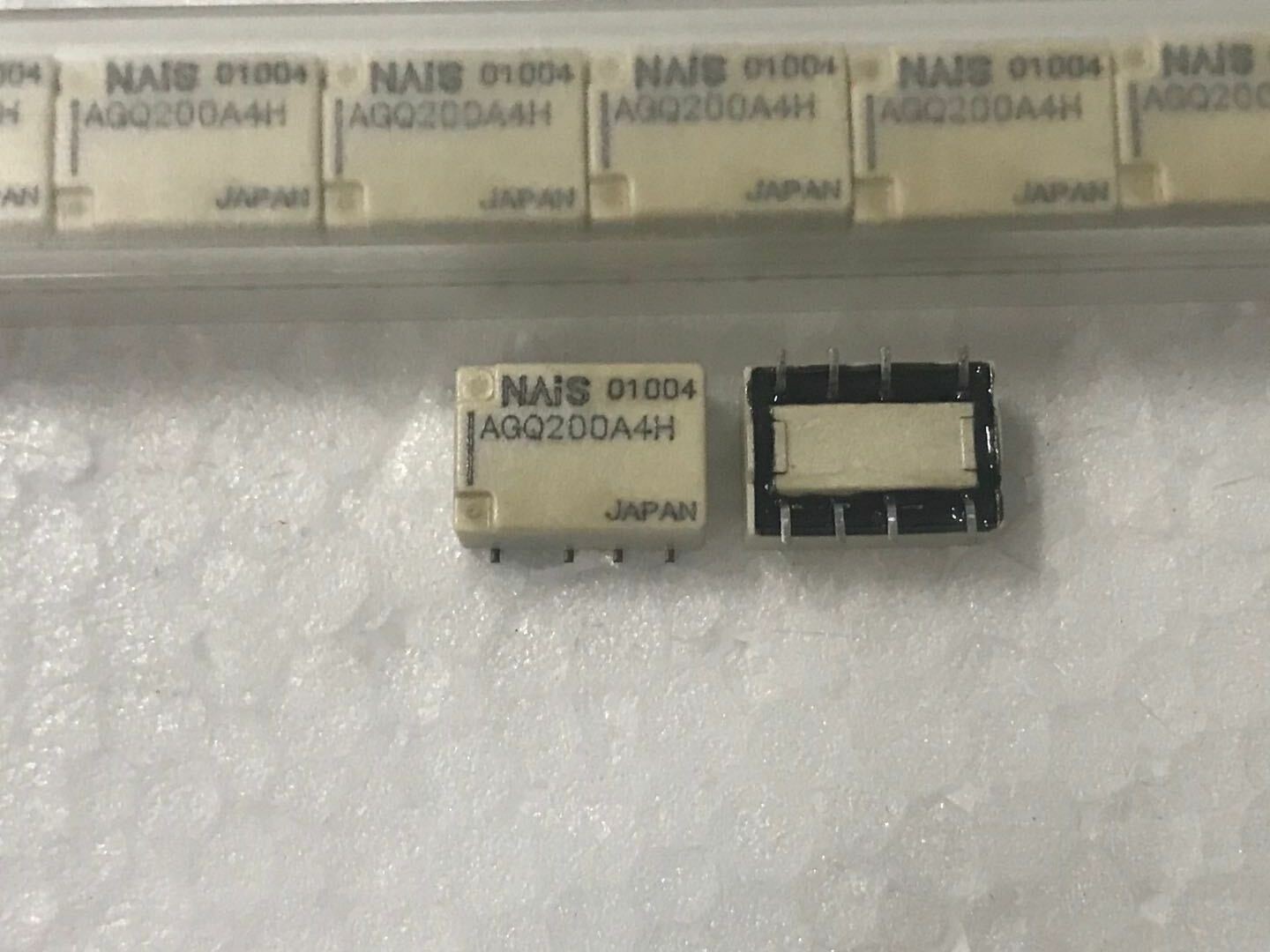 AGQ200A4H AGQ200A4HZ Signal Relay 1A 125VAC 8 Pin x 10pcs *la
