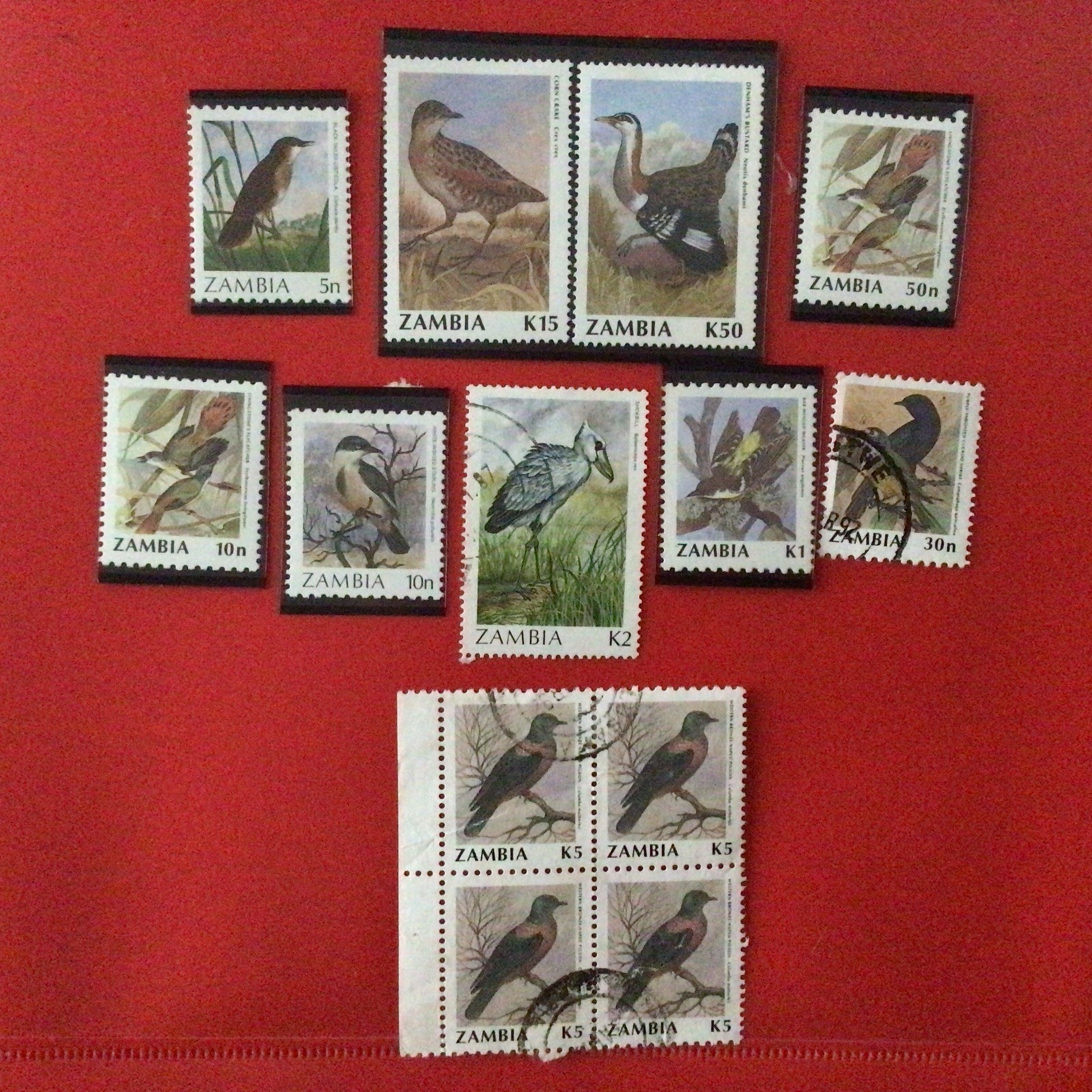 STAMPS: ZAMBIA, unchecked possibly MINT USED or CTO.. Nice 😊 lot!