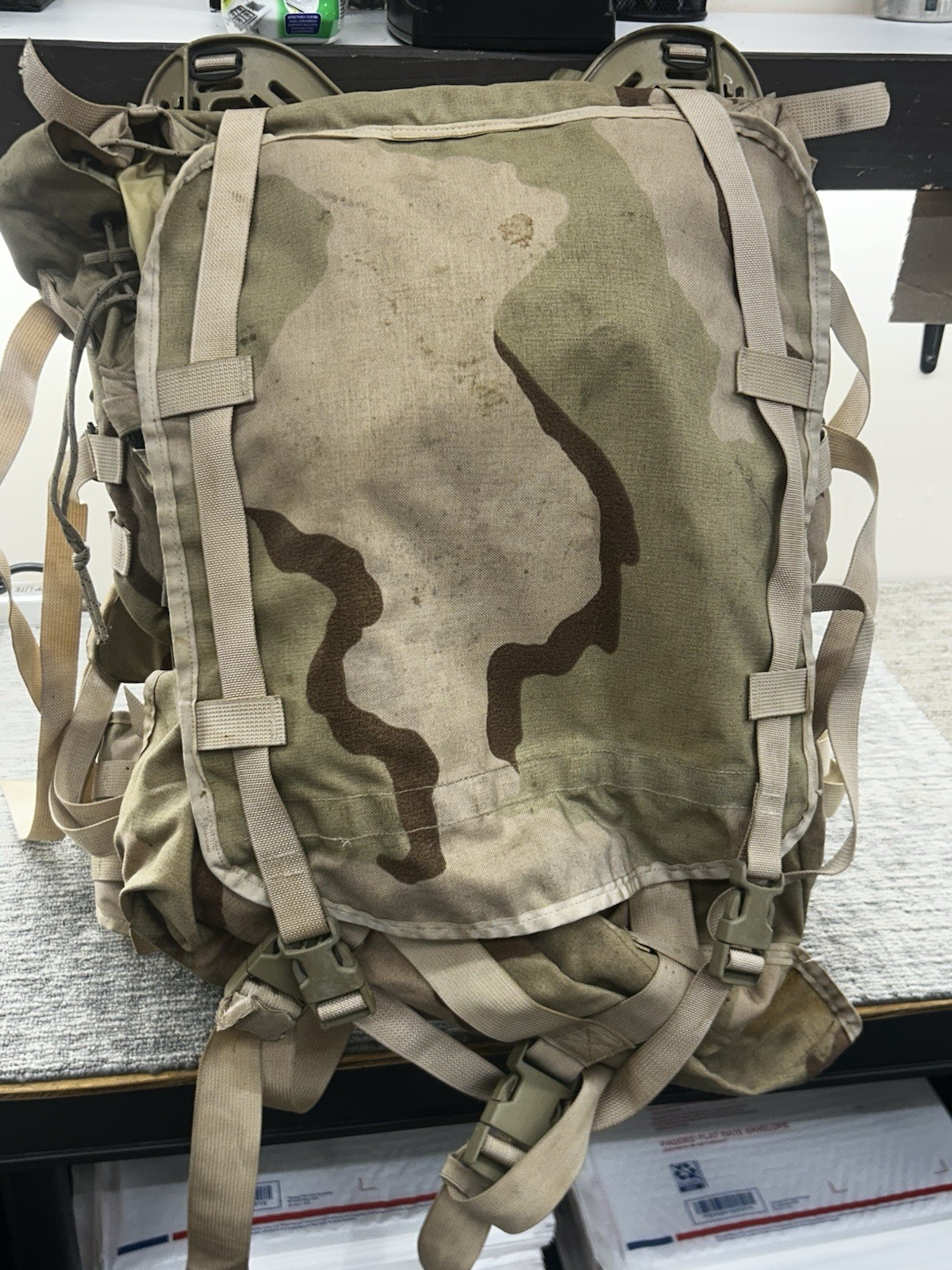 USGI Molle II Large Rucksack DCU 8465-01-491-7519 w/frame +2 Pouches 9177410