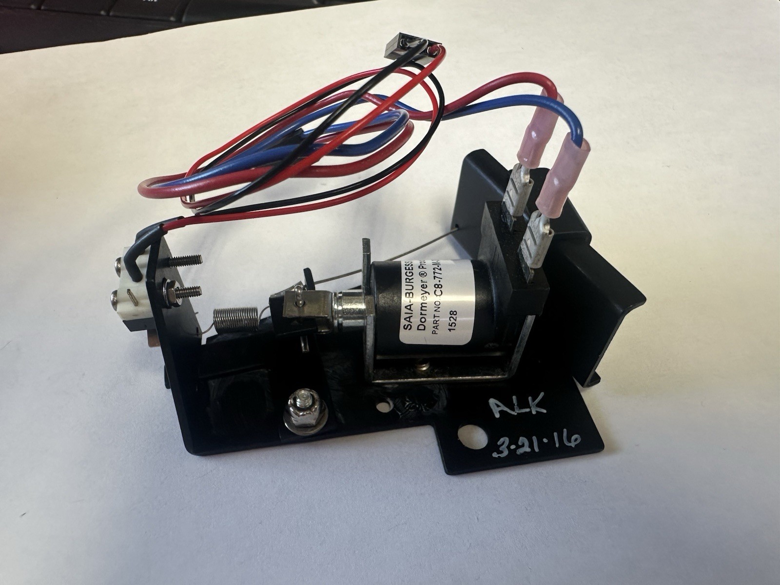 HemataStat II Auto Latch Base Assembly