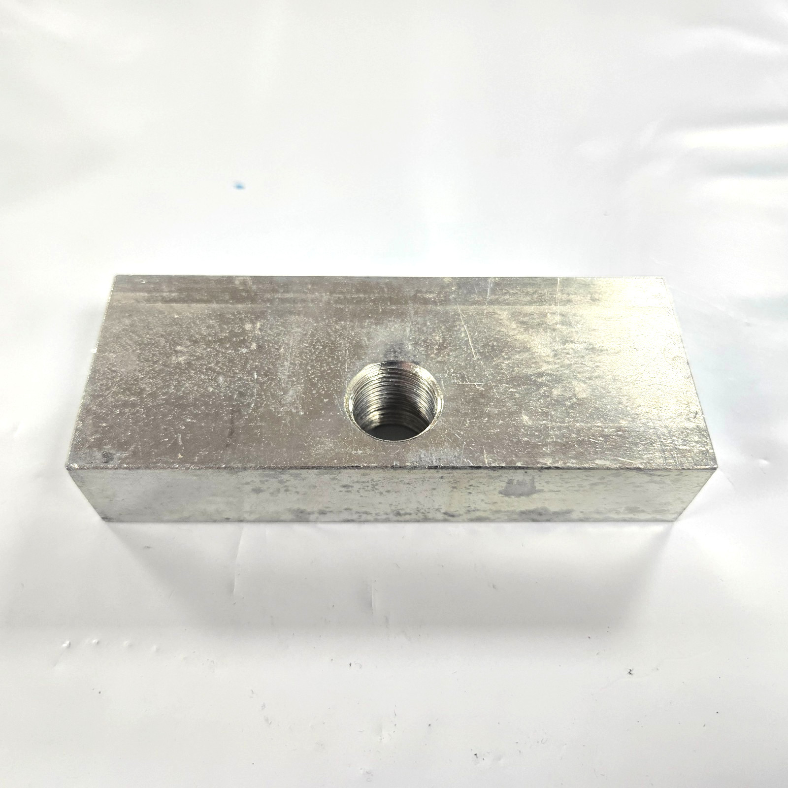 NOS OEM Kubota 70060-00379 STOPPER - Male Quick Hitch & Subframe B2714 B2733 etc