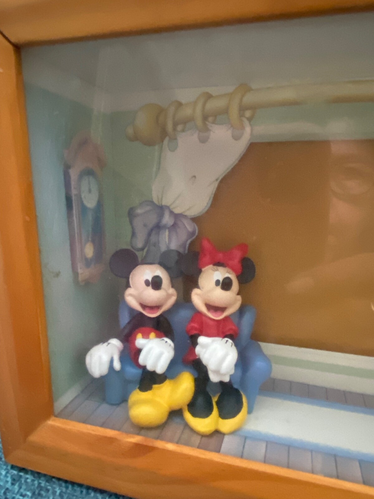 Disney Minnie and Mickey 3D Shadow Box