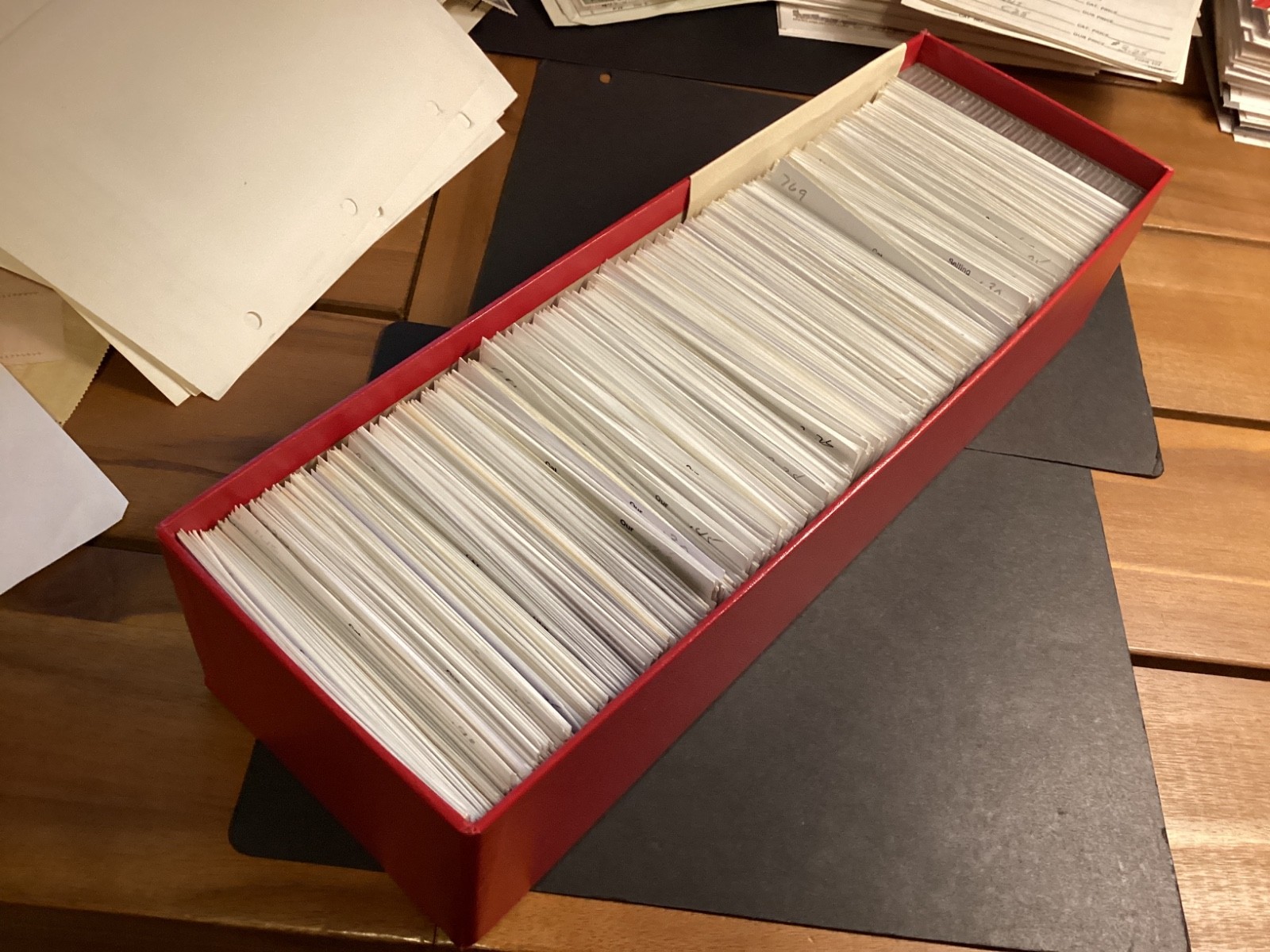 ICOLLECTZONE Incredible Austria Dealer Inventory 2500-3000 Stamps  (BBOX260)