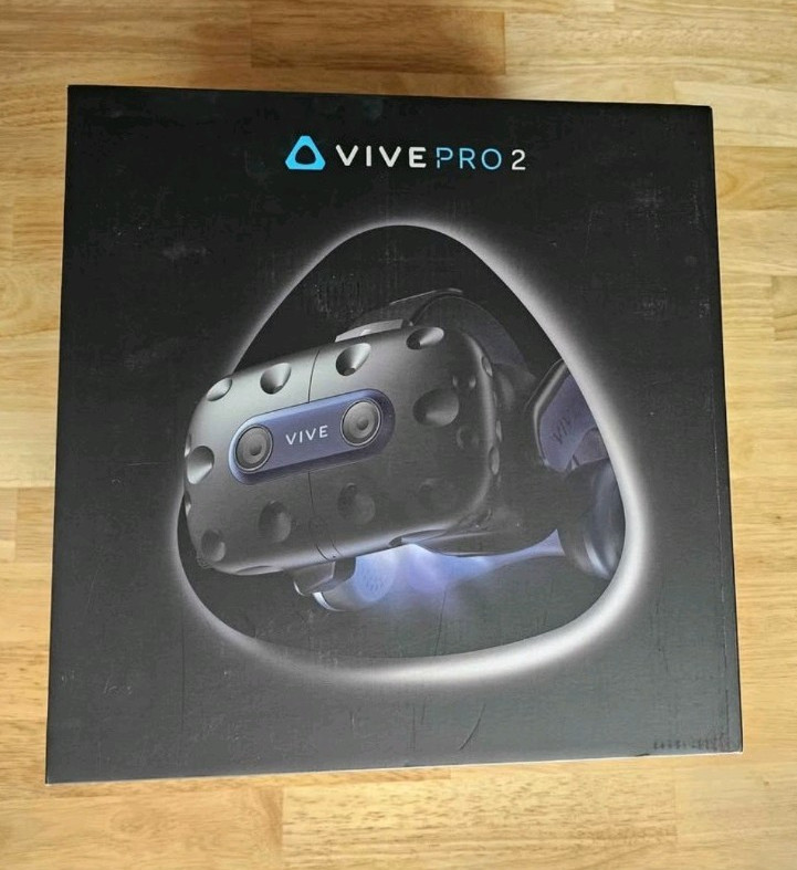 VIVE Pro 2 PC VR Headset 120Hz 120° FOV Headphones Mic Link Box 2.0