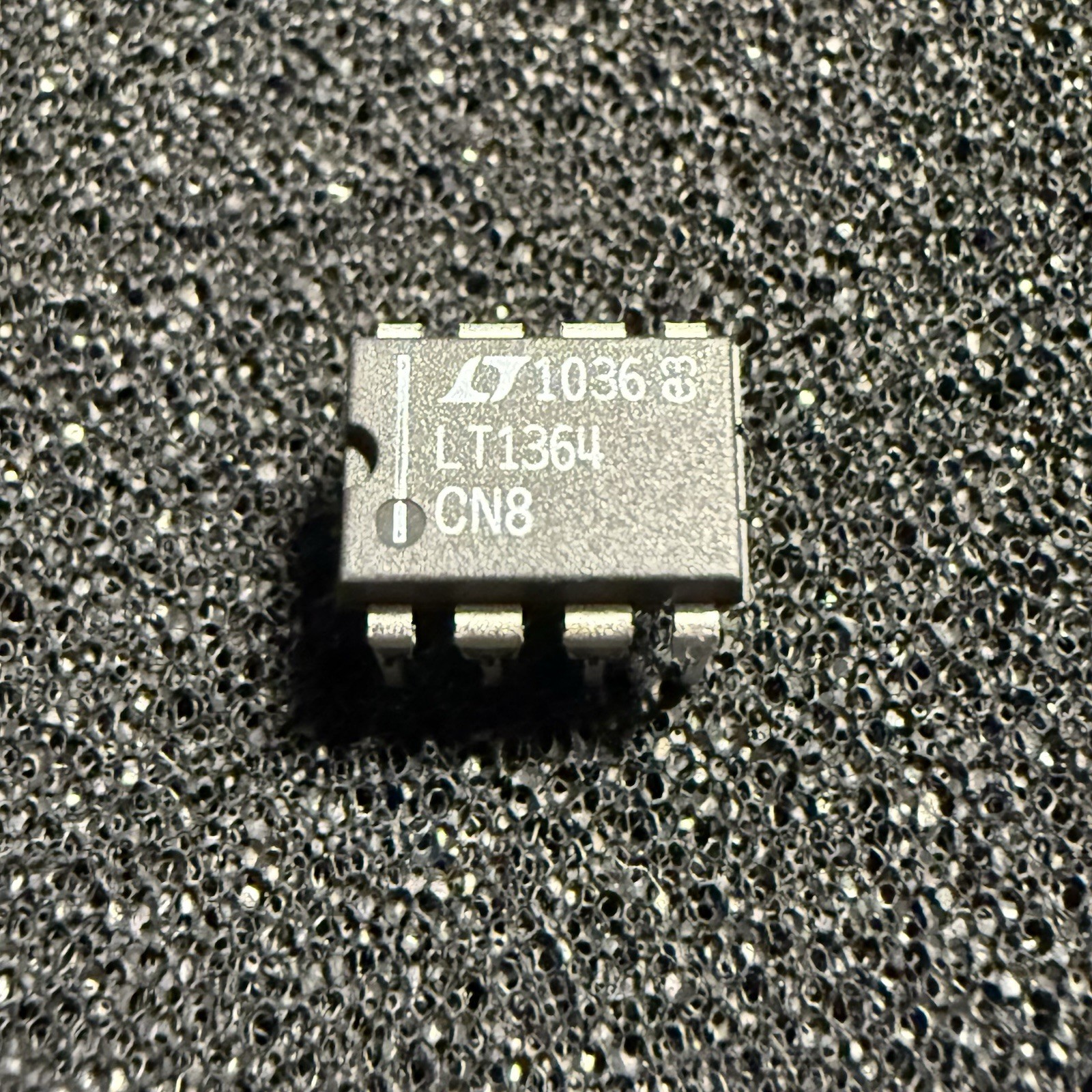 Linear Technology LT1364CN8#PBF Dual 70MHz Op Amps 8 Pin DIP NOS
