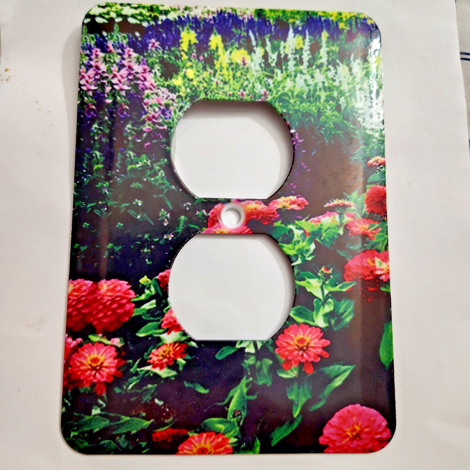 Metal Outlet Cover Plate – Floral Zinnia Garden Photo Print, Single Duplex