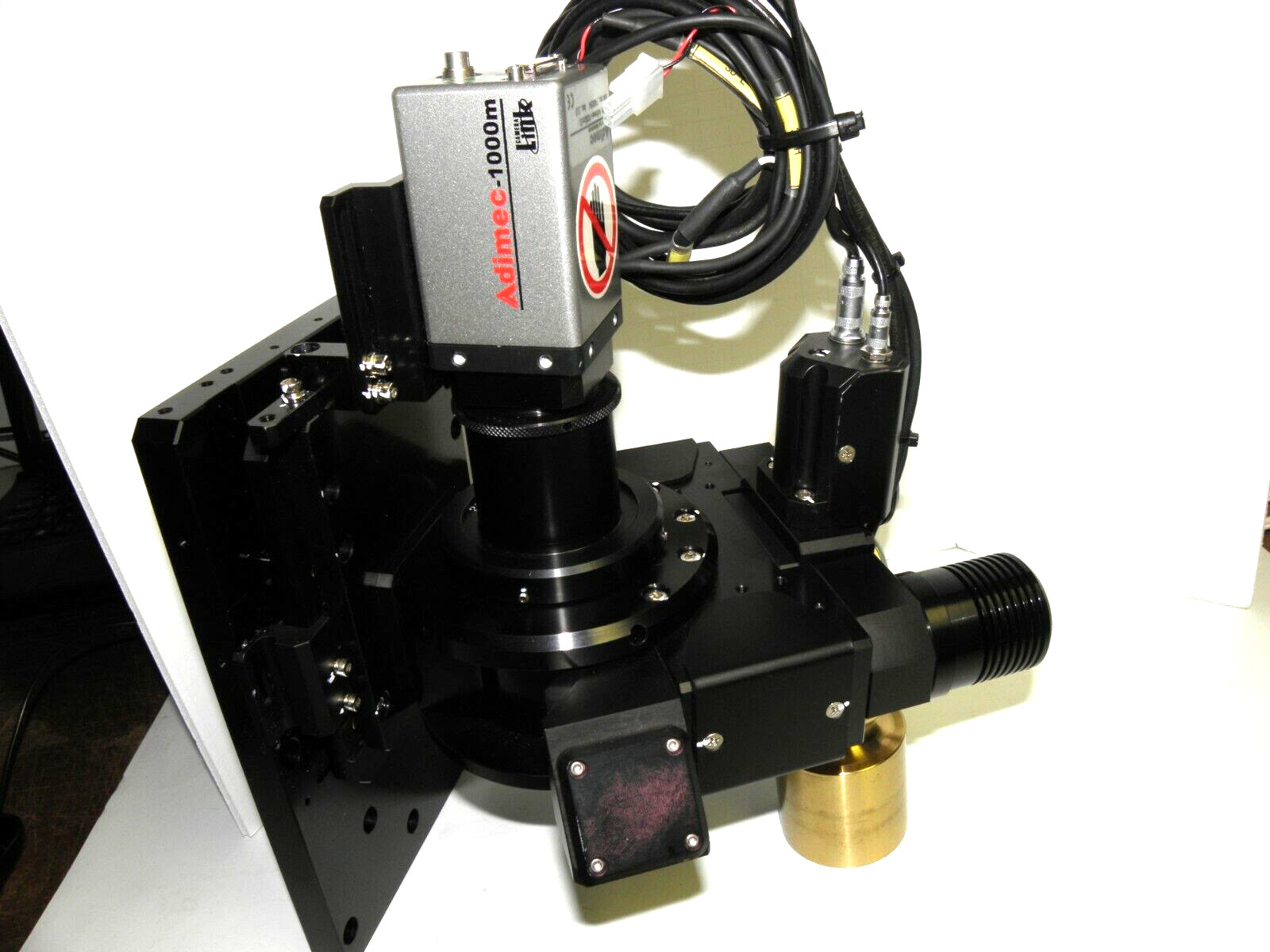 Machine Vision with Adimec-1000m and 145LED ring lamp and off axis illuminators