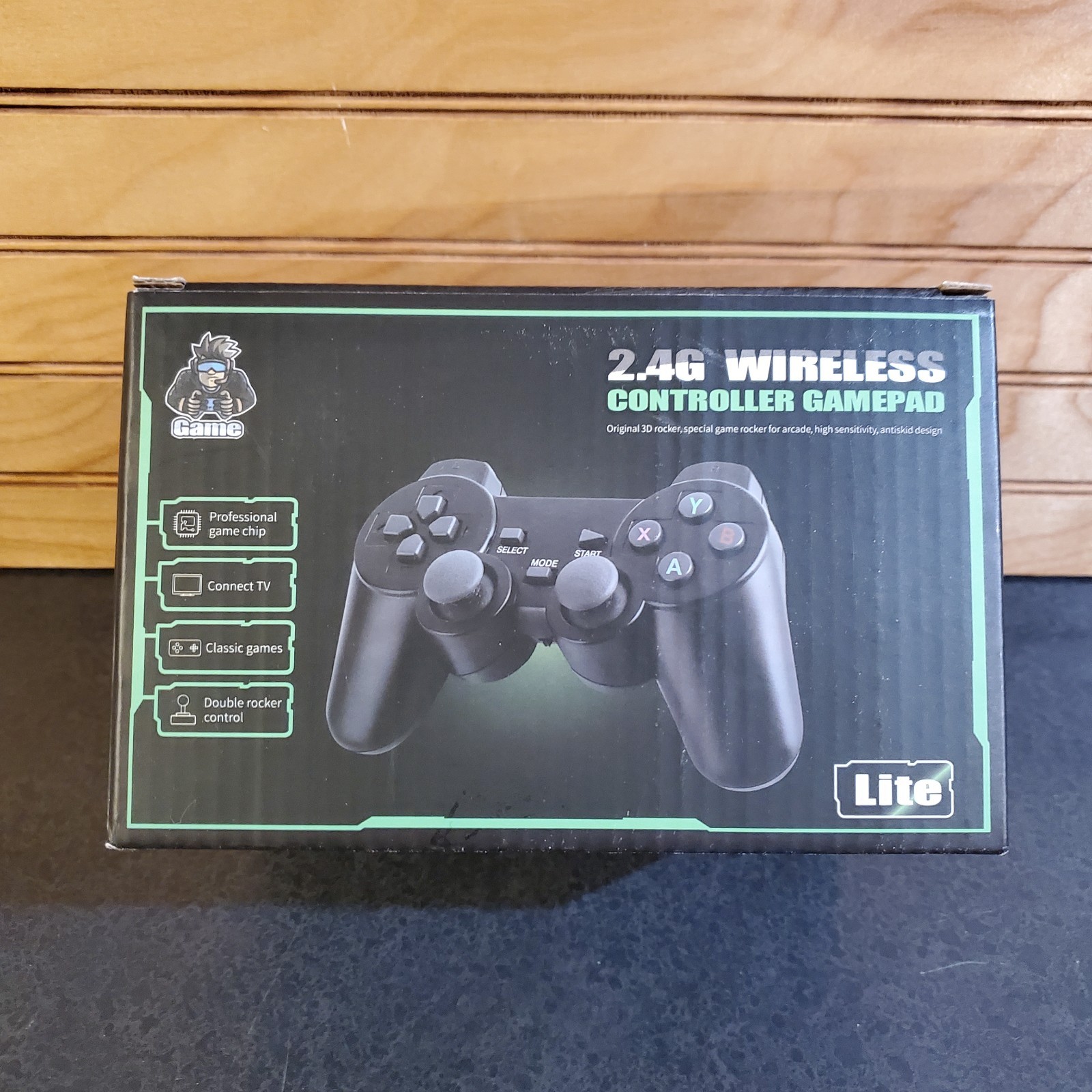GAME LITE 2.4G WIRELESS CONTROLLER GAMEPAD 2 CONTROLLER & 4K GAME STICK