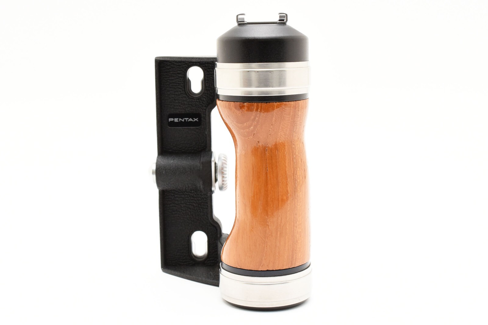 Late Model [MINT] Pentax Wood Hand Grip Hot Shoe For 6x7 67 67II from JAPAN #240