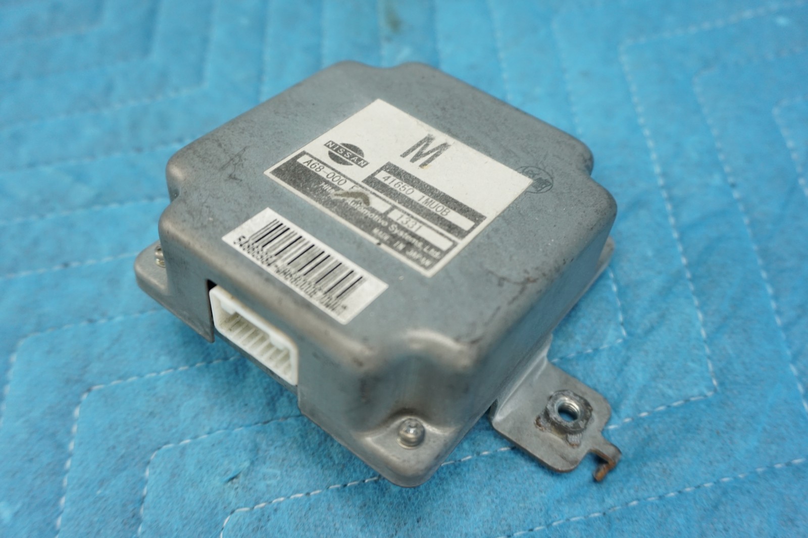 Infiniti M37 M56 Q70 Torque Split Controller 41650-1MU0B OEM