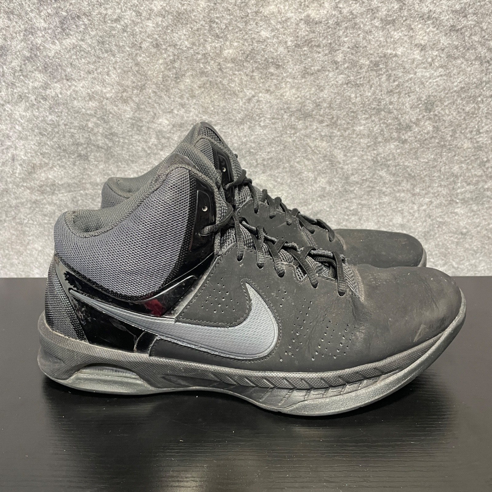 Nike Air Basketball Shoes Mens 13 Black High Top Sneakers - Visi Pro 6