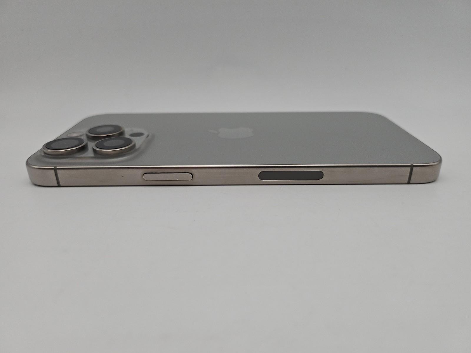 Apple iPhone 15 Pro Max Backhousing Used Replacement Part OEM -Natural Titanium