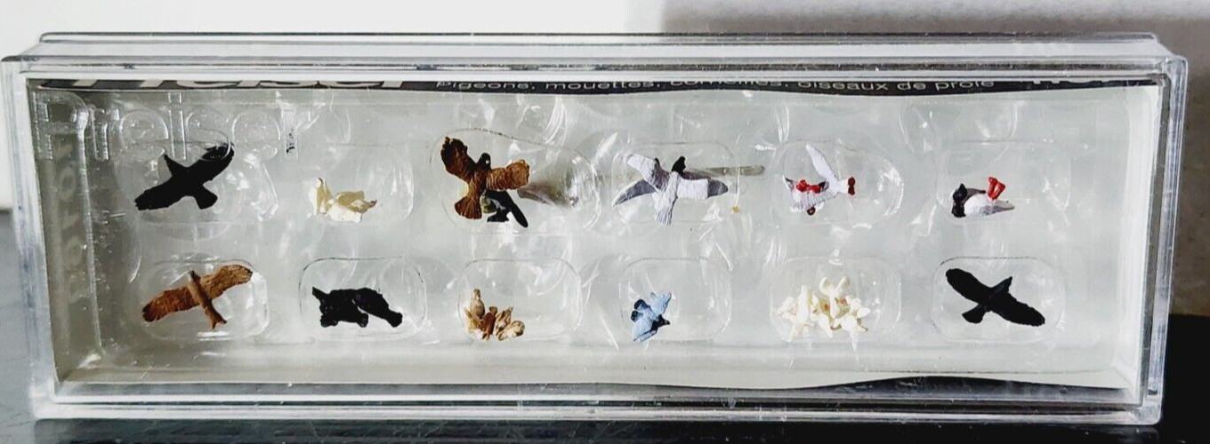 Preiser 10169 - Birds of Prey Pigeons Seagulls Crows - HO Scale Animals