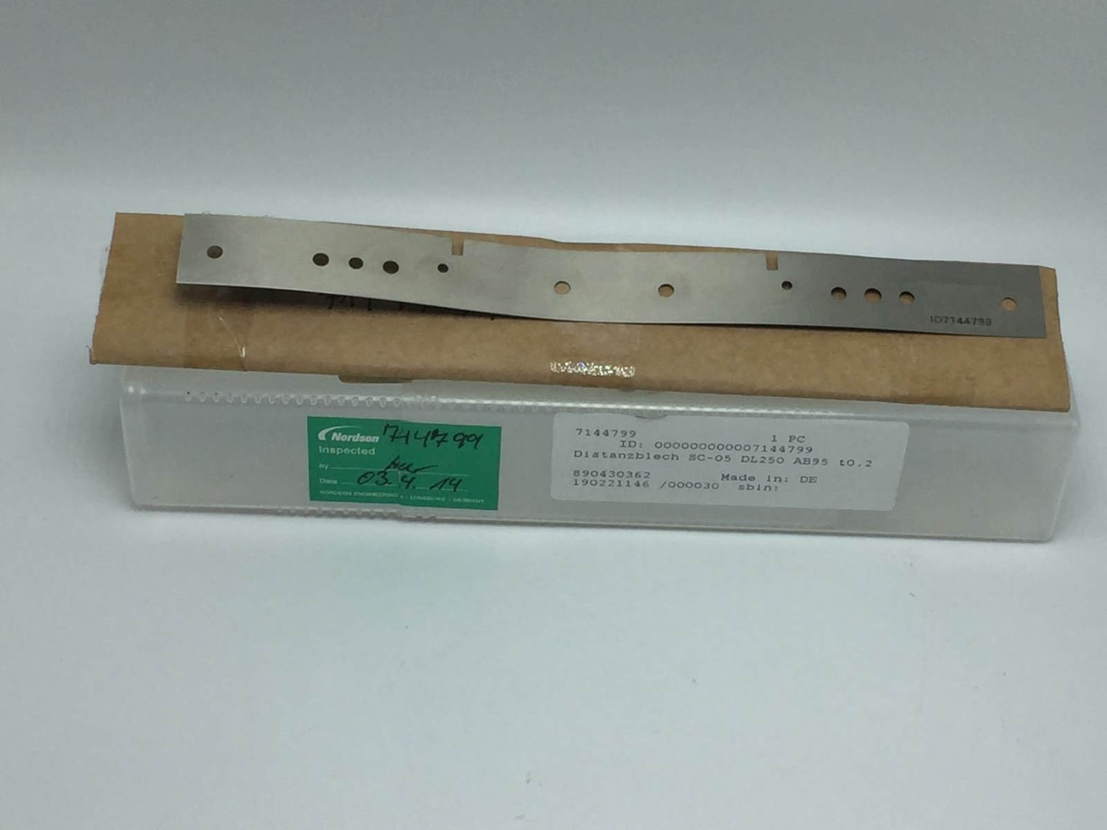 NEW NORDSON 7144799 HOT MELT SHIM SC-05 DL250 AB95 T0,2 PN# 7144799