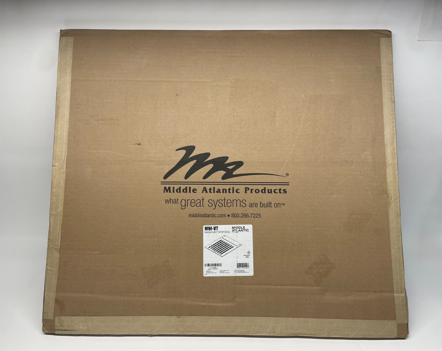 Middle Atlantic MW-VT Vented Rack Top for WRK/VRK/MRK Racks (Black)