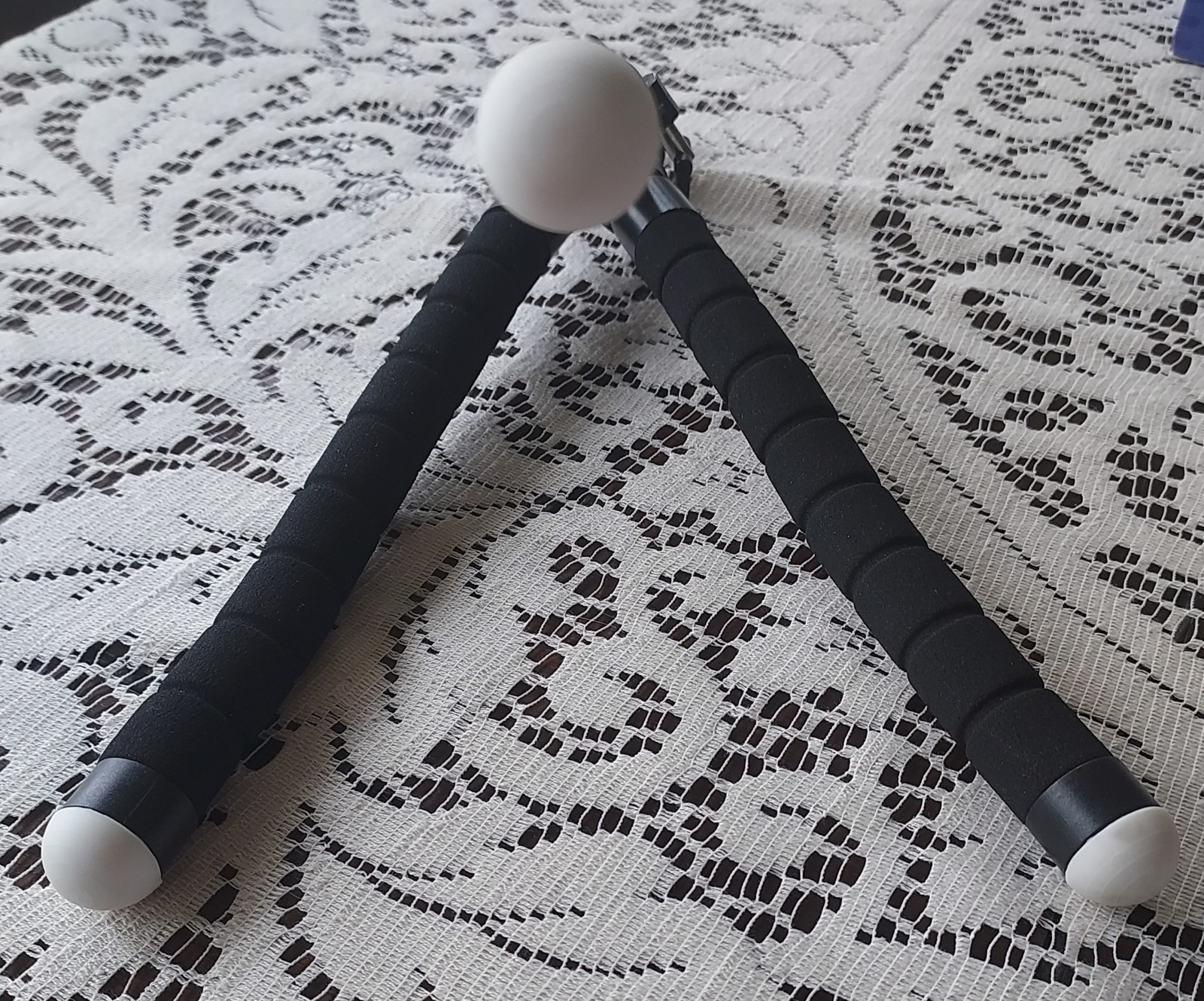 Ubeesize Tripod for Camera Great Condition