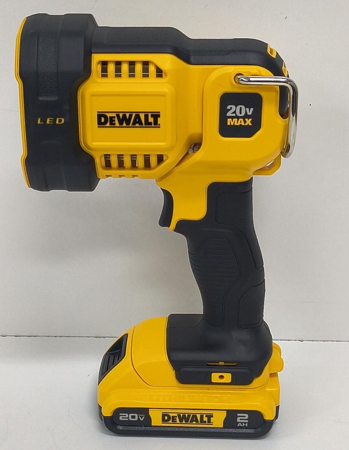 20V LED PIVOTING WORKLITE W/BATT (P14028029)