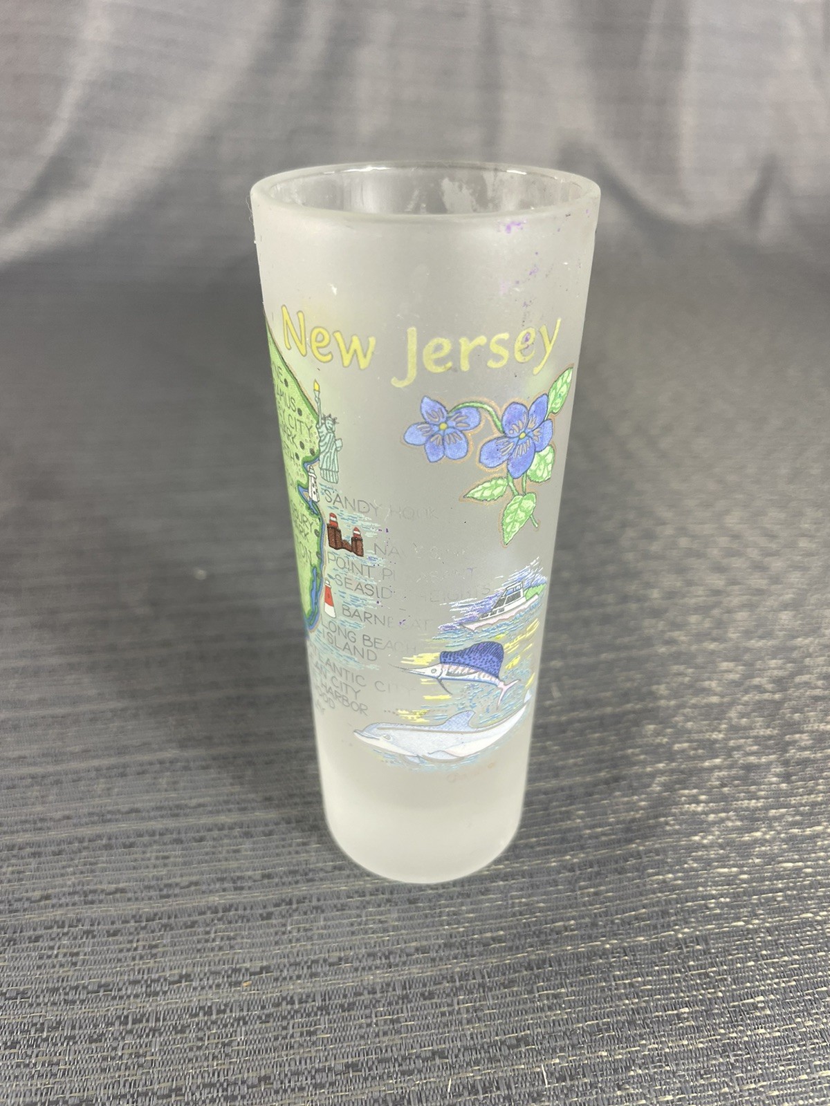 NEW JERSEY COLLECTOR BARWARE GLASS 4”tall With map.