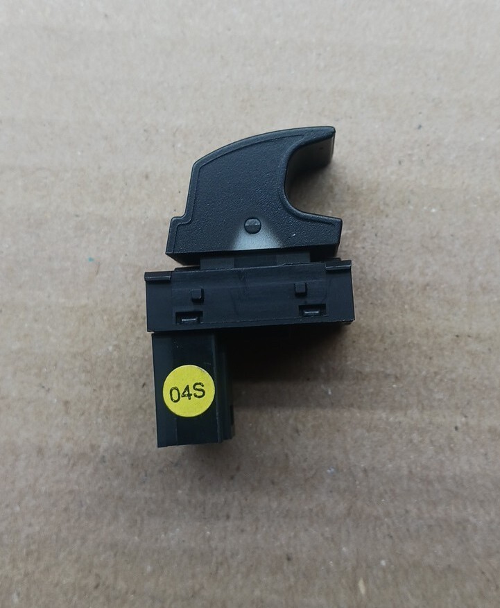 2003-2010 VW BEETLE CONVERTIBLE TOP ROOF CONTROL SWITCH