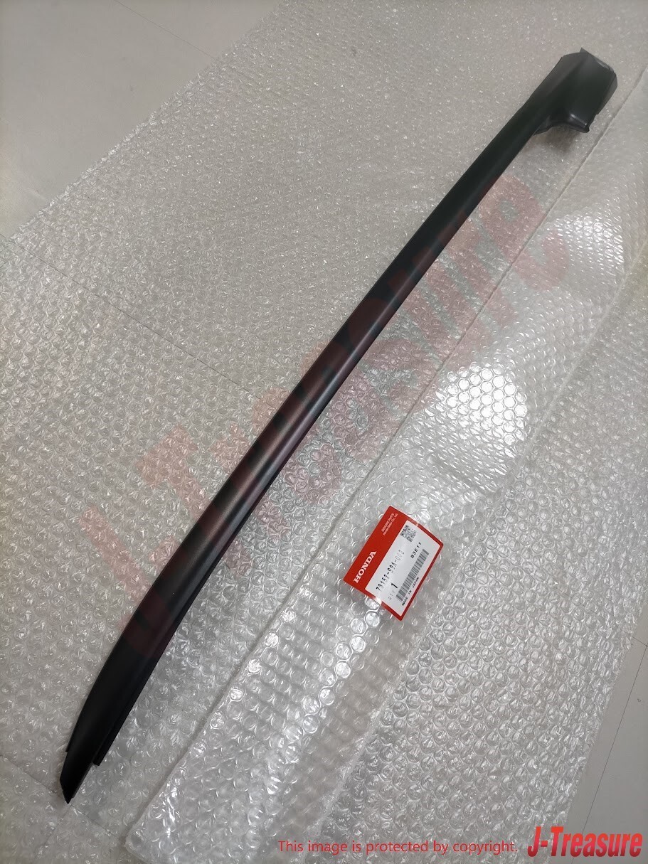 HONDA CR-V RD# 02-06 Genuine Front Windshield Pillar Side Garnish Assy Right