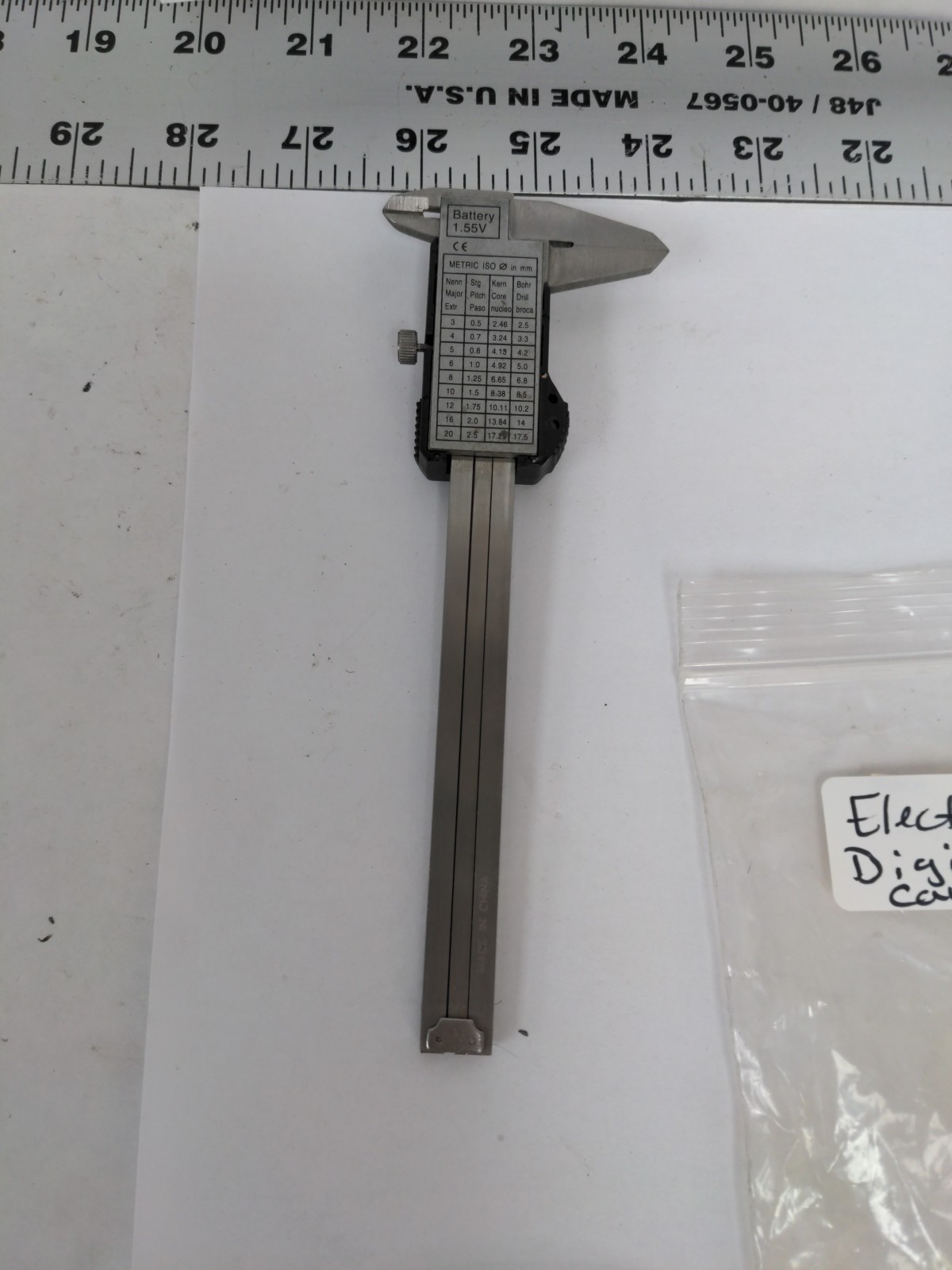 ELECTRONIC DIGITAL CALIPER