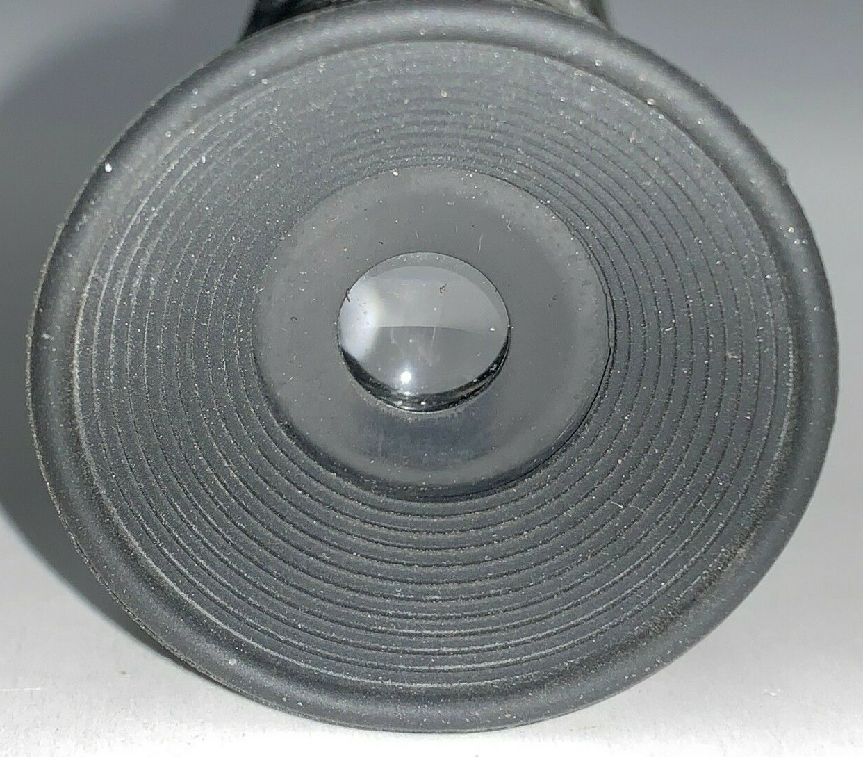 PORTABLE REFRACTOMETER, 0°- 18° RANGE, +/-0.2° ACCURACY, 1ML VOLUME