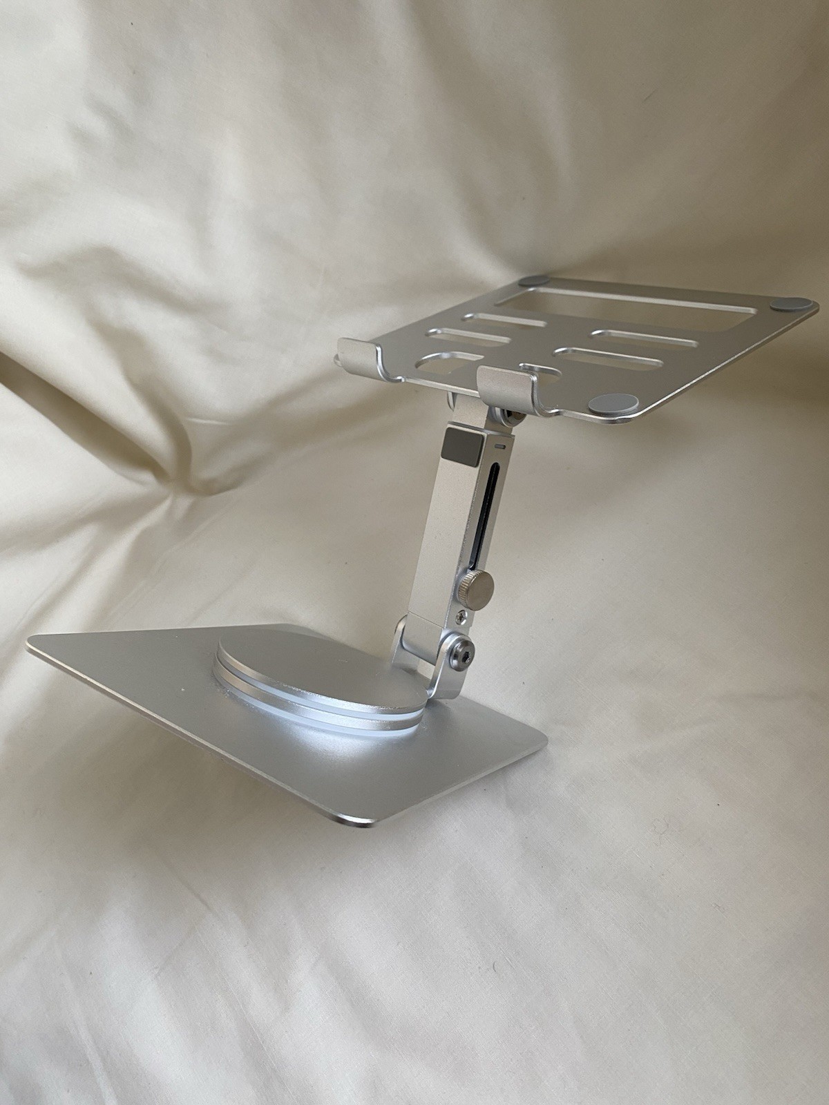 Small Notebook Rotating Silver Metal Stand