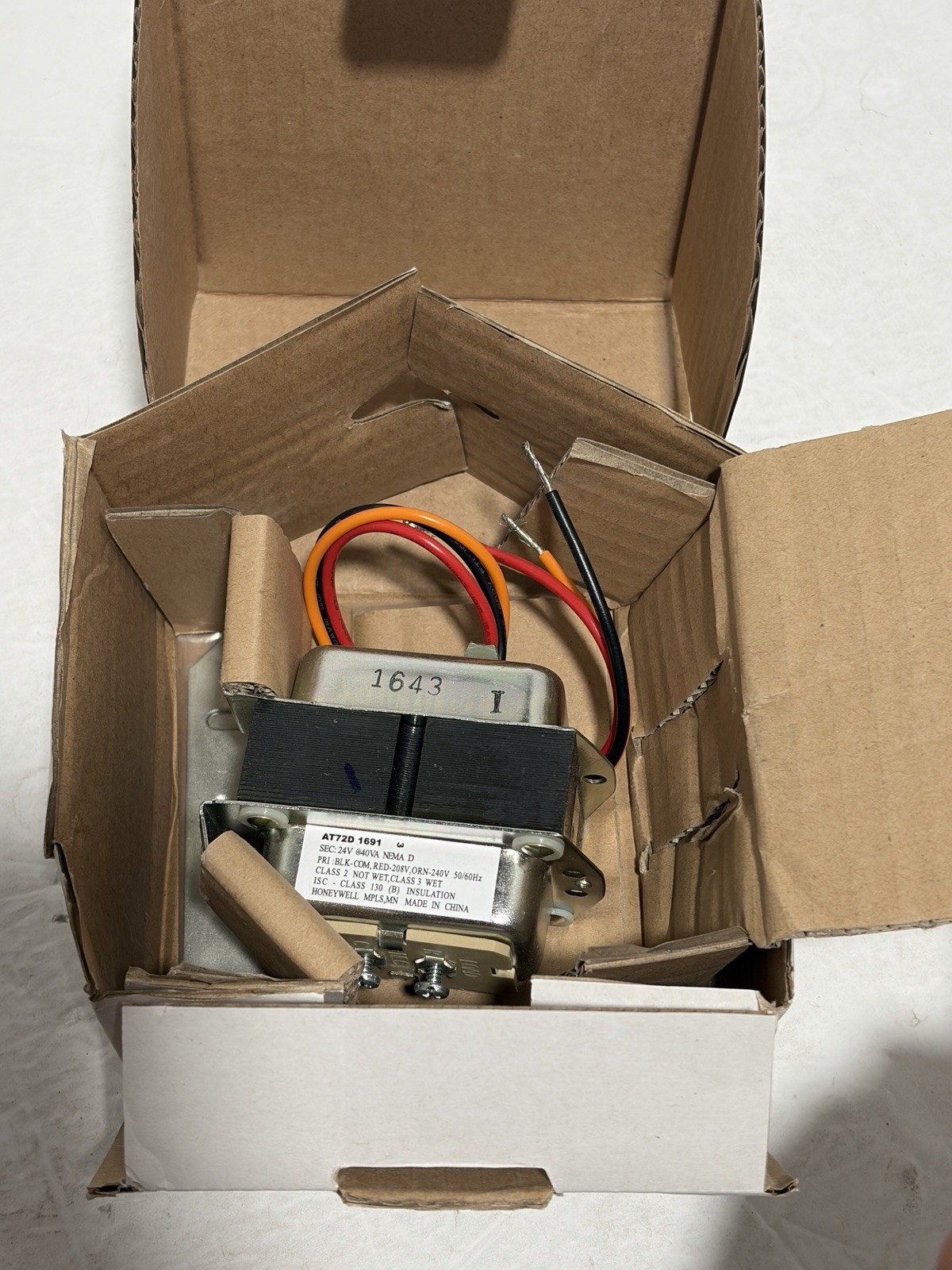 AT72D 1691 Multi-Mount Control Circuit Transformer