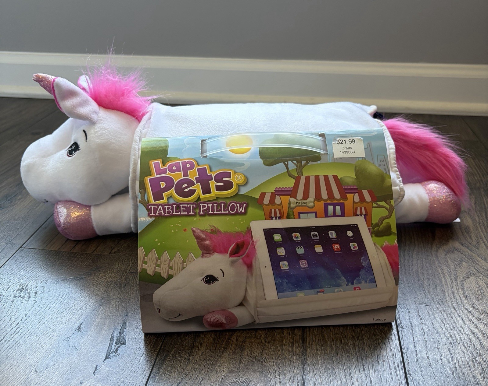 LapGear Lap Pets Tablet Pillow Stand Plush Unicorn NEW Kids Girls Hands-Free