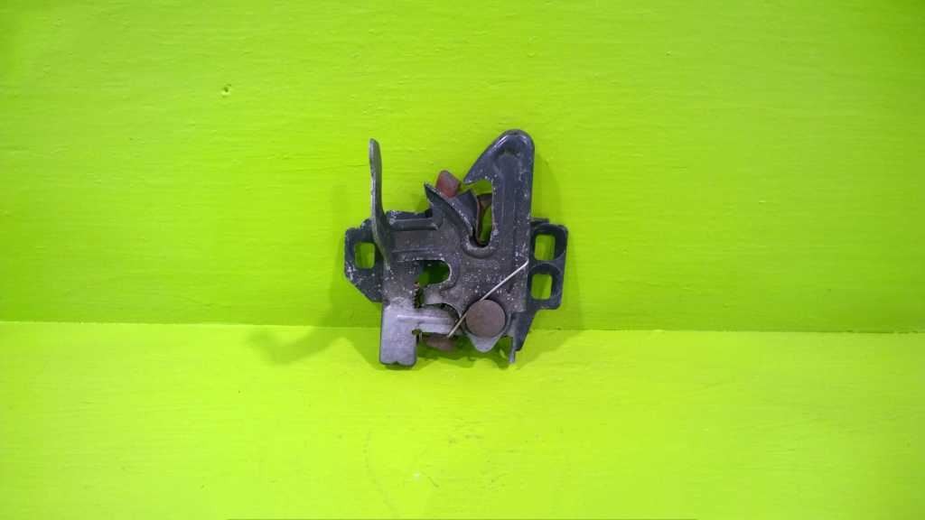 06 07 CHEVY SILVERADO 1500 4.8L AT HOOD LOCK LATCH OEM 2277-7
