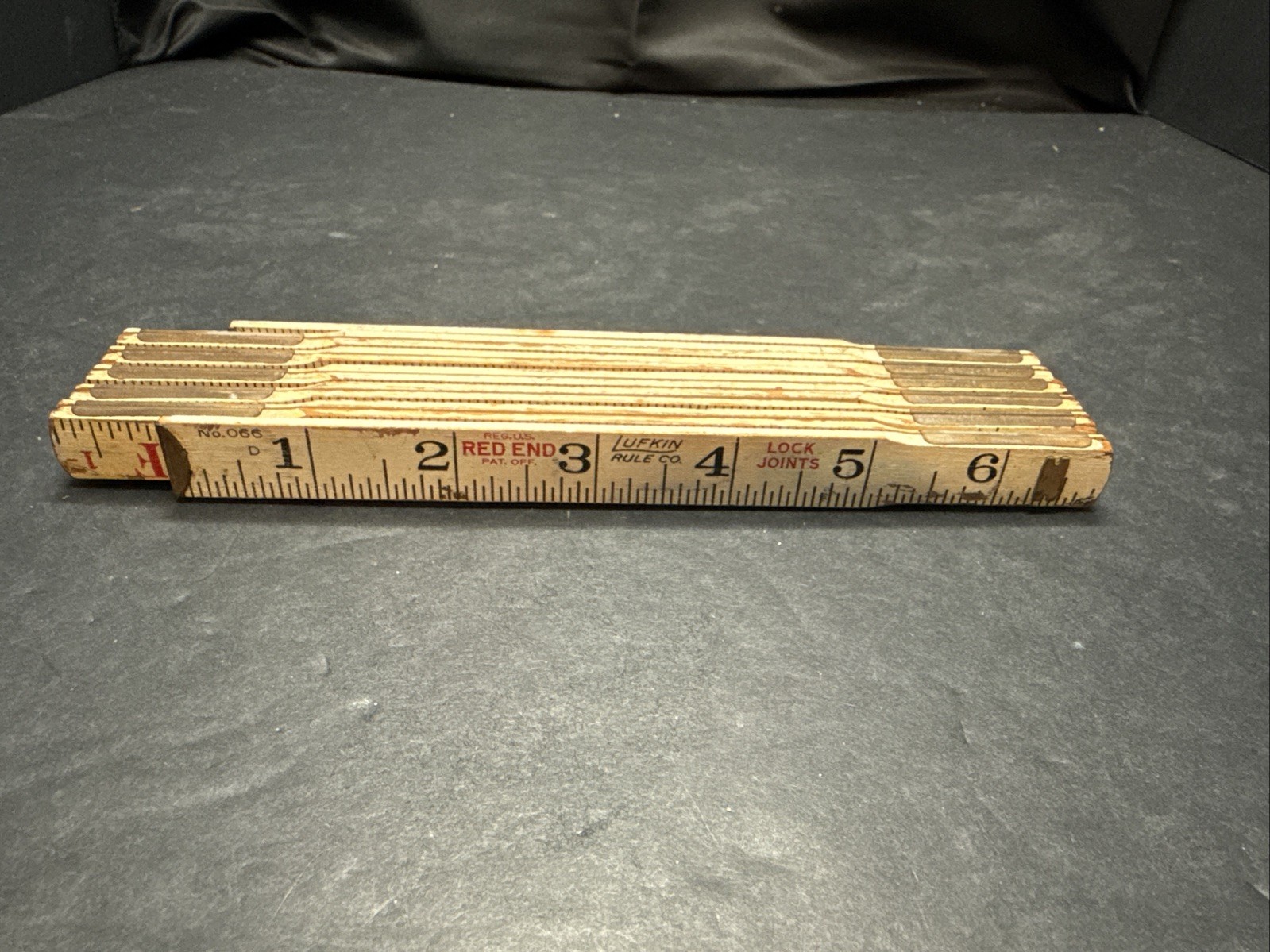 LUFKIN No. 066 “Red End” Rule 6 ft Extension Folding Wood Measure ~ USA ~