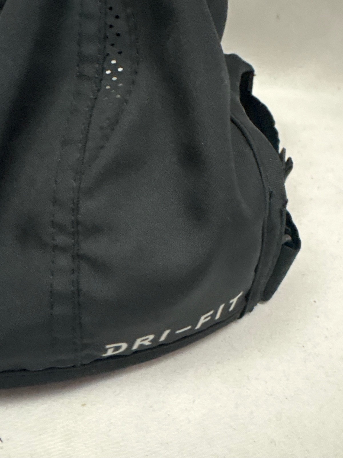 Nike Featherlight Black Dri-FIT Adjustable Baseball Cap Hat