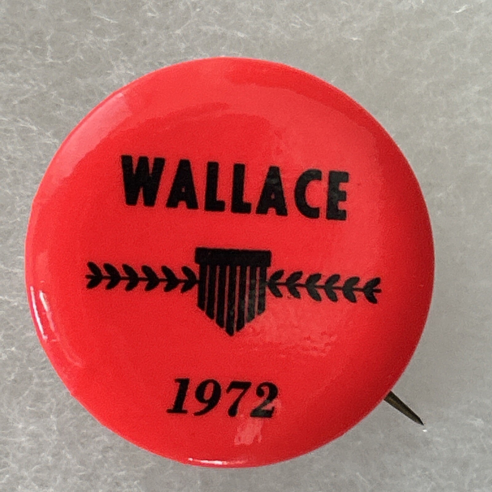 Wallace 1972  1” pinback button pin