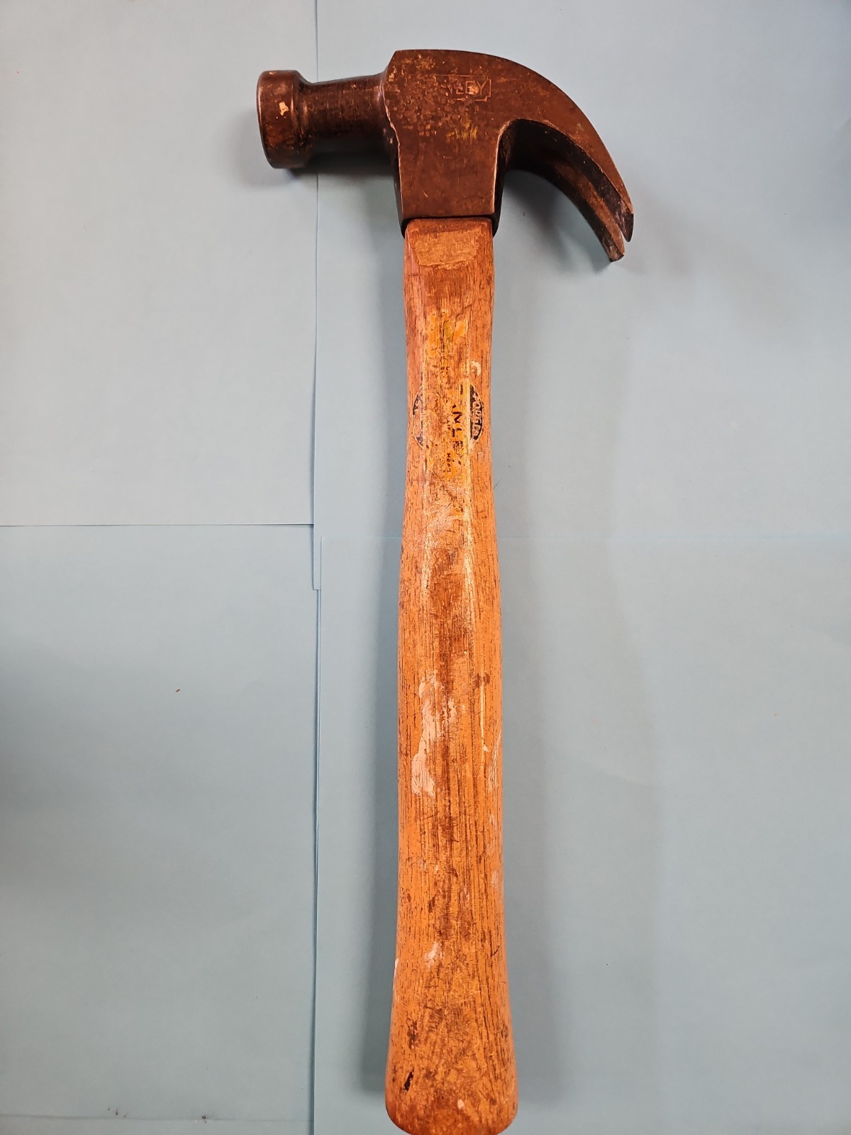 Vintage STANLEY Handyman 16 oz Curved Claw Hammer w/ Wood Handle 11 1/2" L