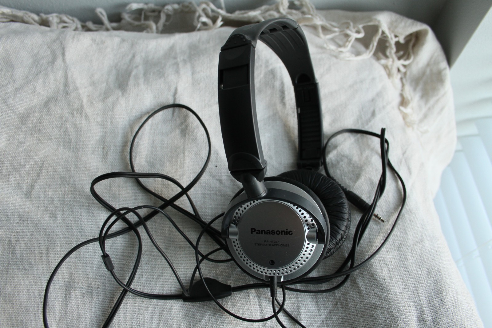 Genuine Panasonic Foldable Online Volume Control Stereo Headphones RP-HT227