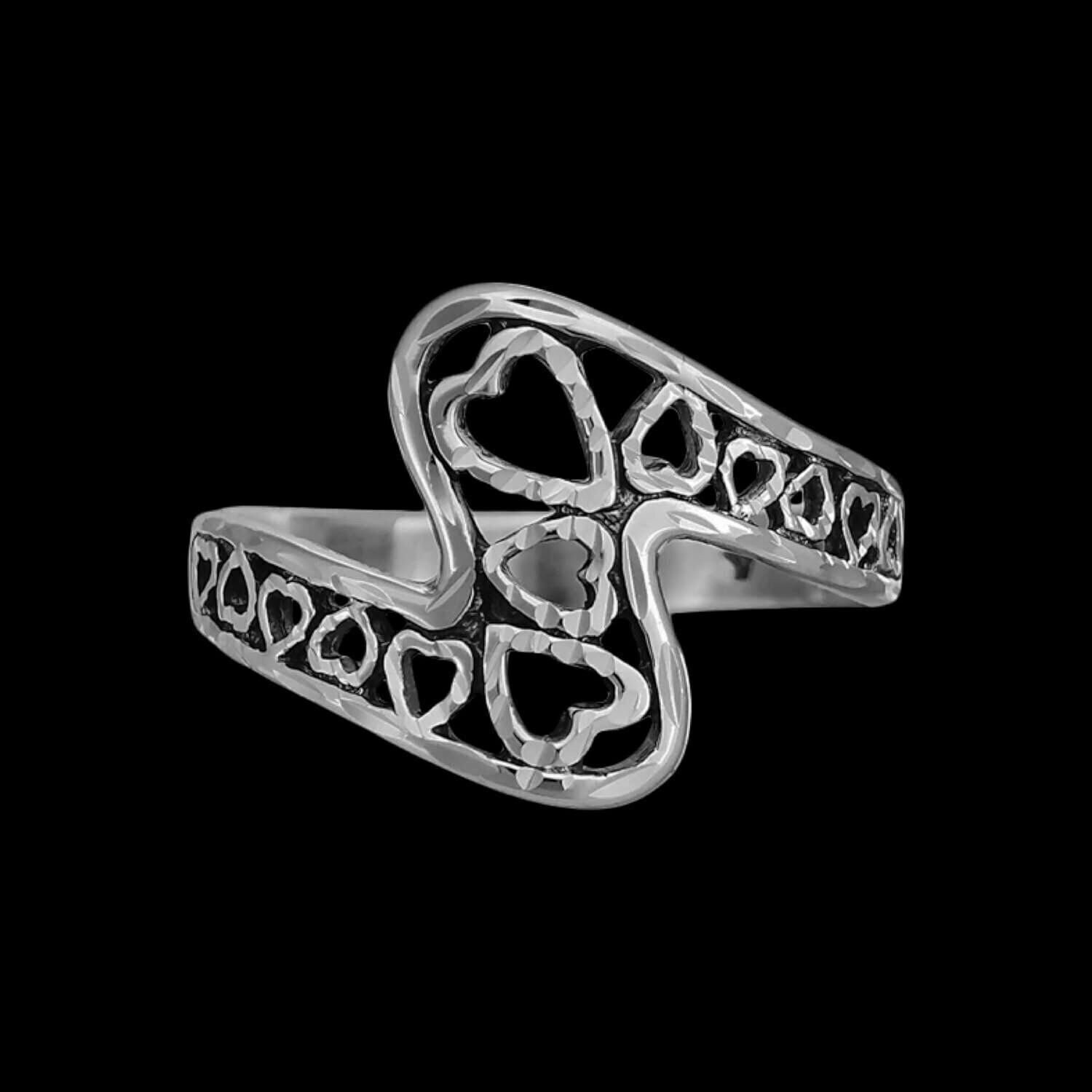 Diamond Cut Ribbon of Hearts