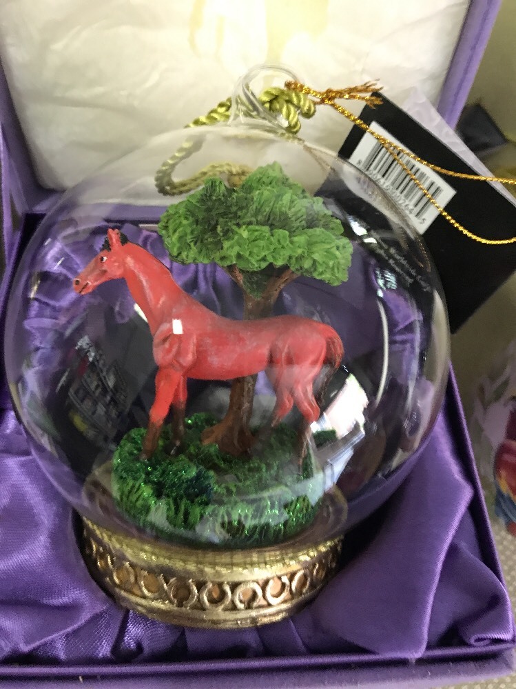 Flavia Milano MEMORY GLOBE KENTUCKY THOROUGHBRED  Ornament Horse Racing