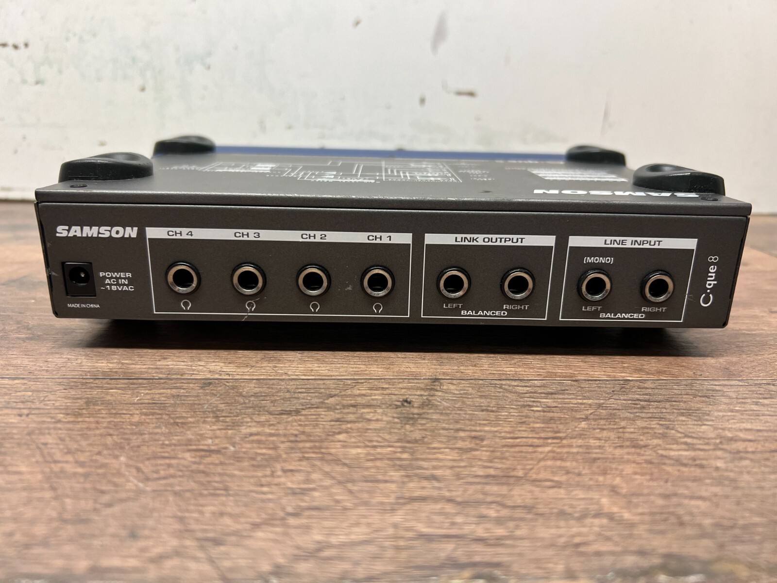 Samson C-que 8 -4- Channel Compact Headphone Amplifier