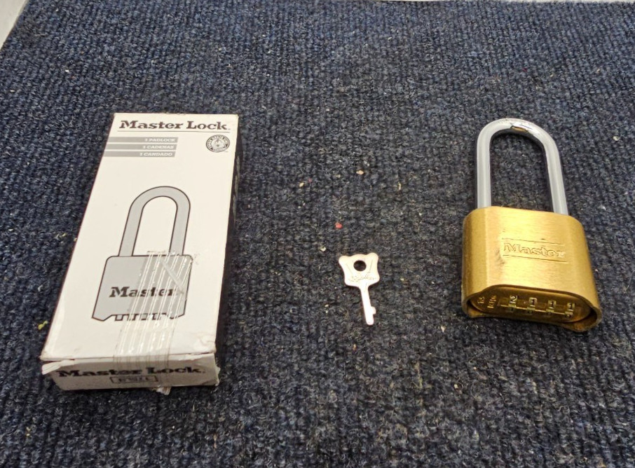 MASTER LOCK 1705LH 2" Wide Resettable Combination Brass Padlock w/2-1/4" Shackle