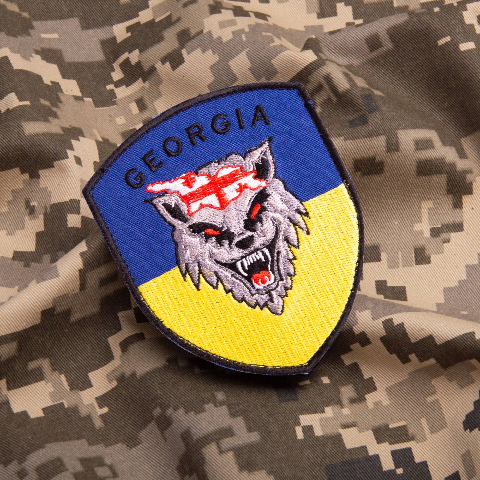 Georgia – Wolf Over Ukrainian Flag Patch 8х10 cm Shield Shape Hook Backing