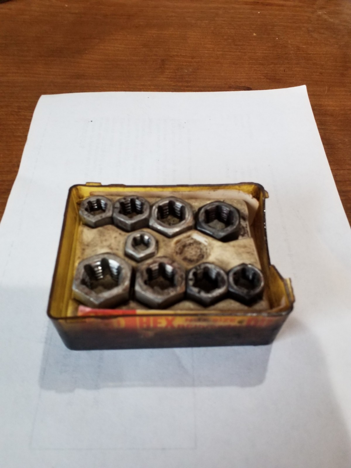 K-D. 725 NUT SIZE RETHREADER DIES Partial Set Of 9. 1 Missing
