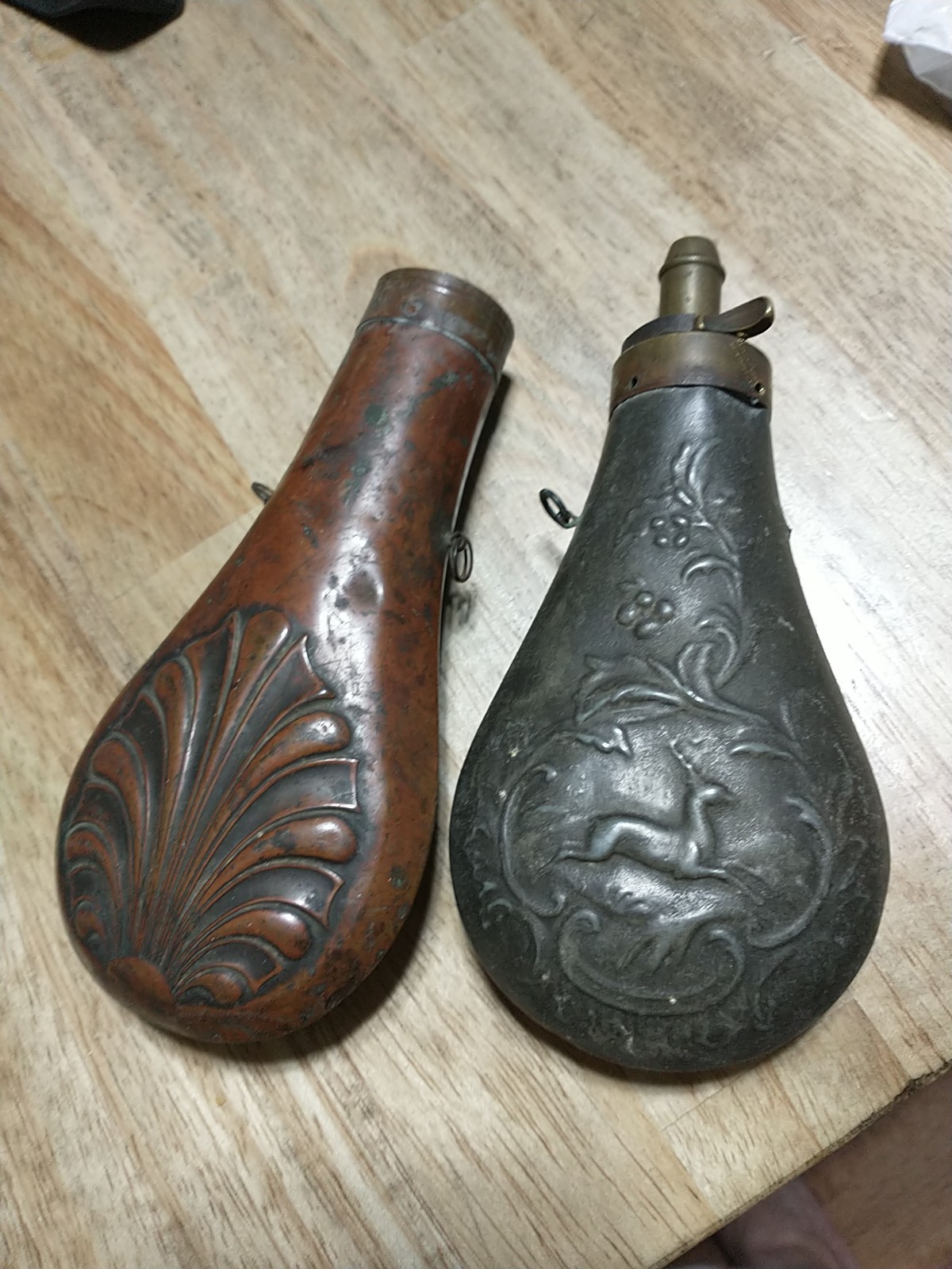 2 PCS Vintage Powder Flasks Shell & Acanthus Pattern & Running Deer FOR DISPLAY