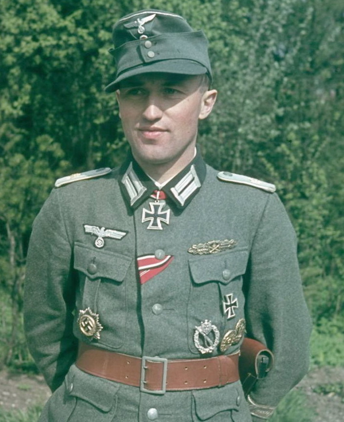 COLOR WWII Photo German Soldier Portrait World War Two Wehrmacht WW2 / 74FZ1