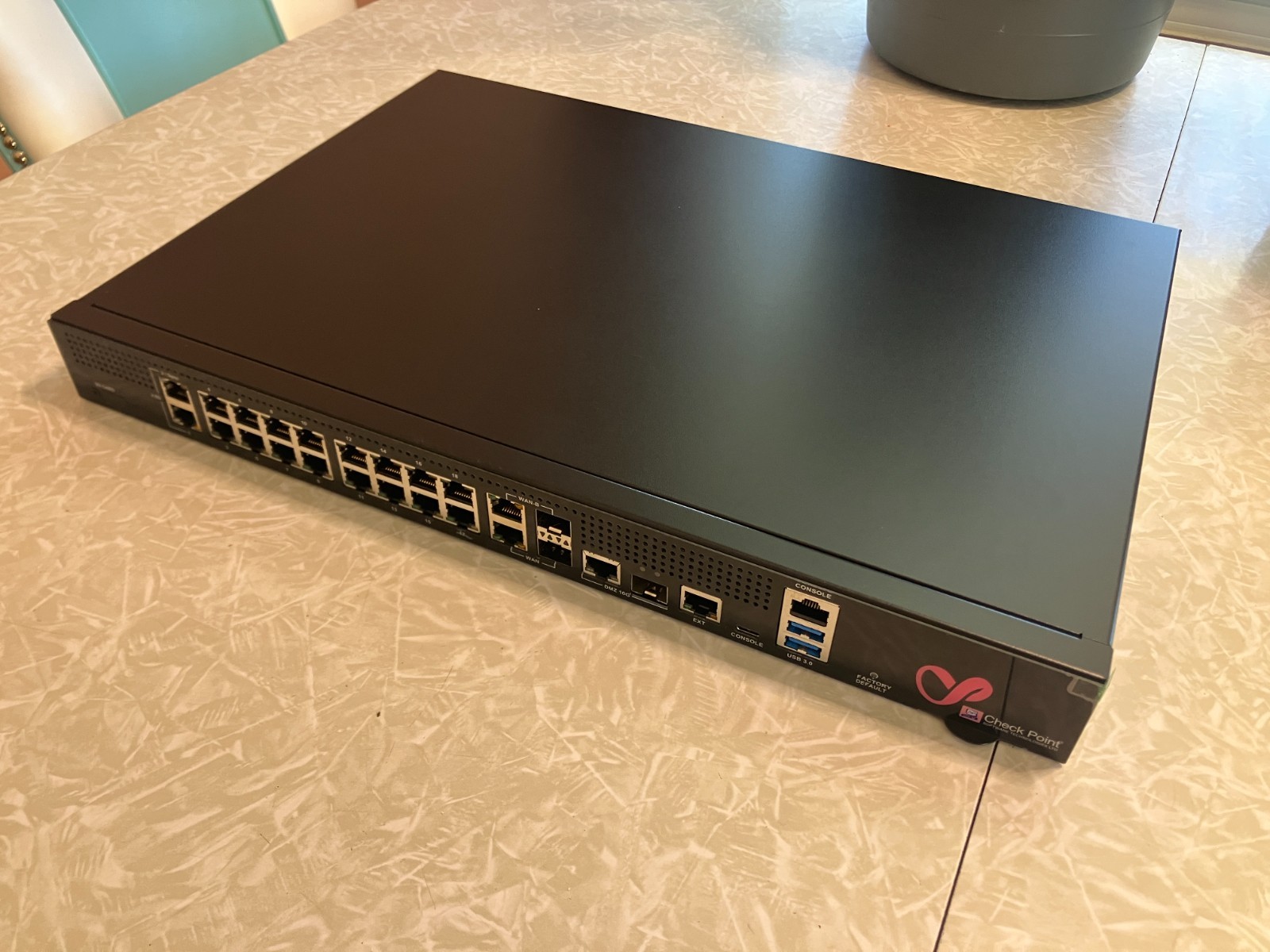Check Point V-83 SG1800 Security Firewall Gateway Router NEW IN BOX UNUSED