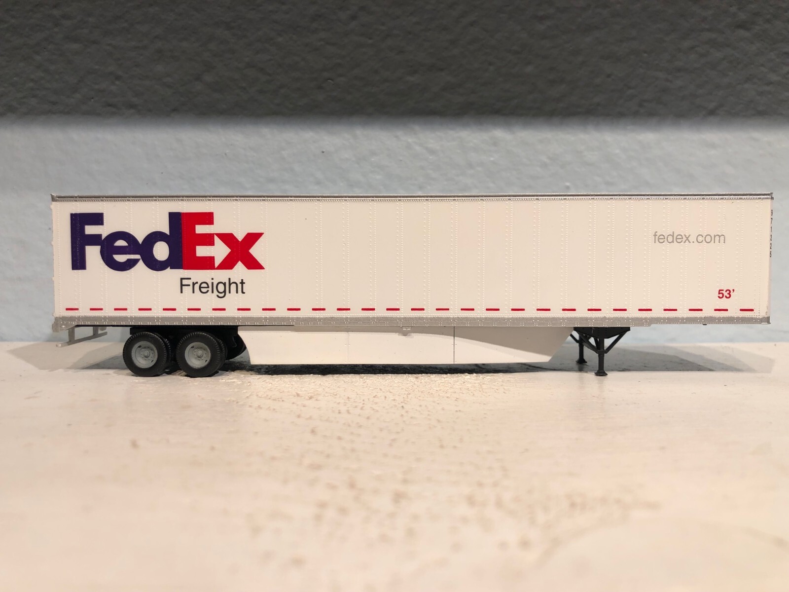 1:64 Trailer Skirts for 53' Aerodynamic Semi Side Skirts detail 3D Printed