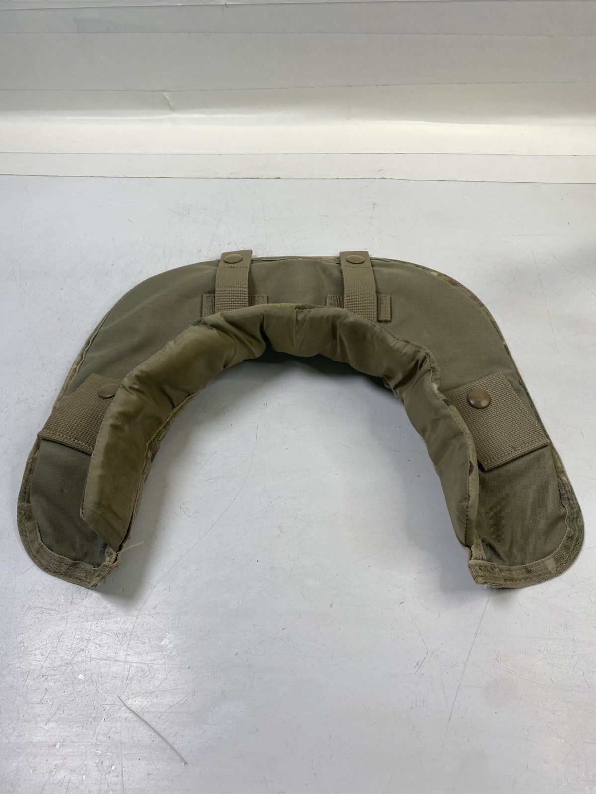 Improved Outer Tactical Vest Yoke/ Collar Assembly Multicam Front Medium (K3)